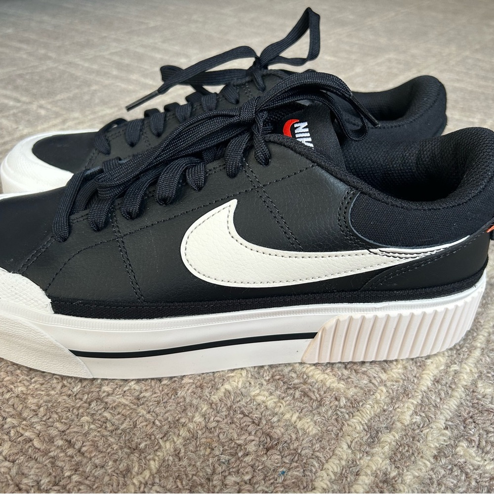 Nike Court Legacy Lift